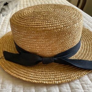 Roxy hat with blue bow